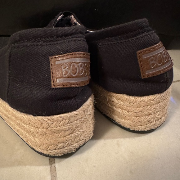 Bobs shoes for women (size 7.5) - Picture 3 of 6